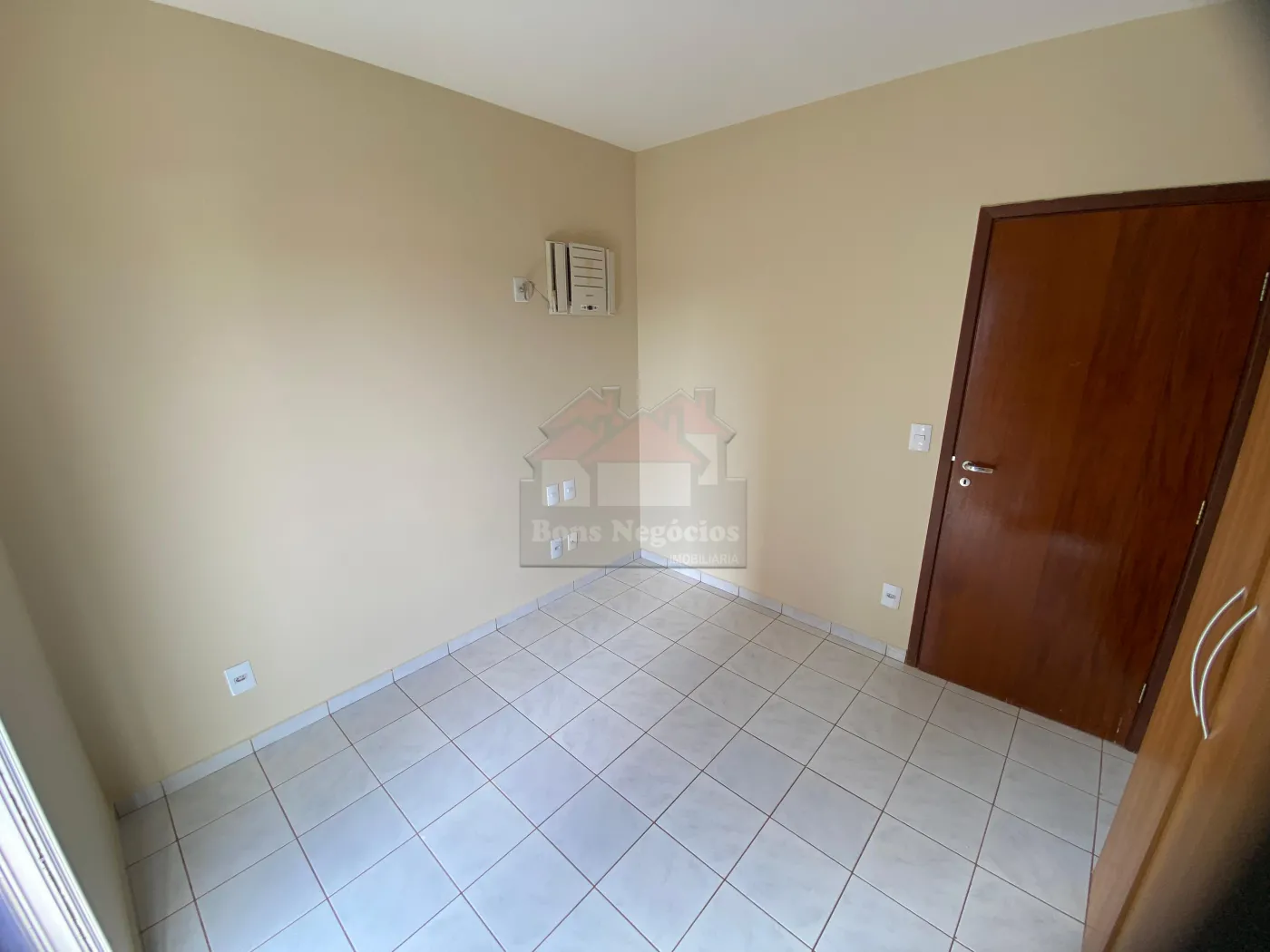 Alugar Apartamento / Padrão em Ribeirão Preto R$ 1.000,00 - Foto 5