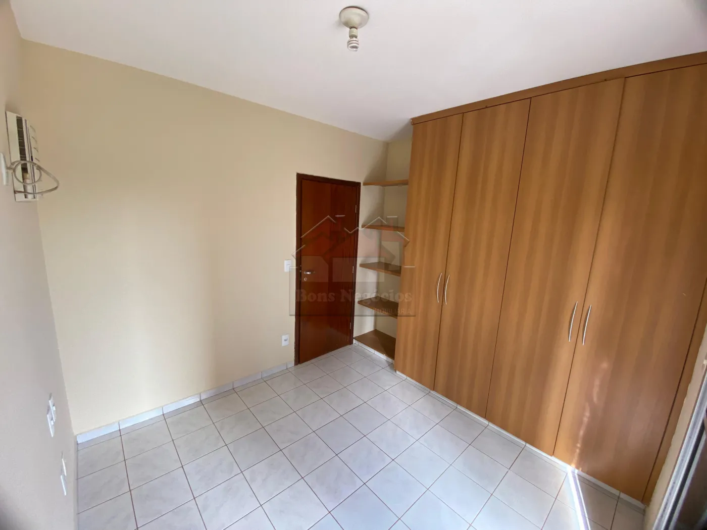 Alugar Apartamento / Padrão em Ribeirão Preto R$ 1.000,00 - Foto 6