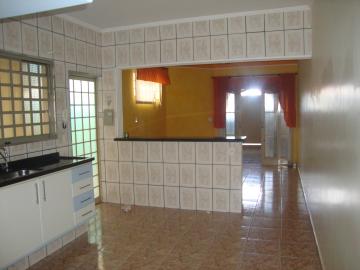 Alugar Casa / Padrão em Ribeirão Preto R$ 1.150,00 - Foto 5