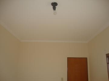 Alugar Apartamento / Padrão sem Condomínio em Bonfim Paulista R$ 1.100,00 - Foto 7