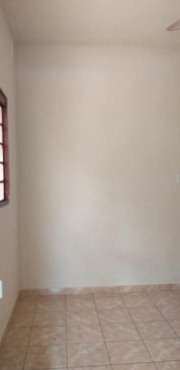 Alugar Casa / Padrão em Ribeirão Preto R$ 950,00 - Foto 14