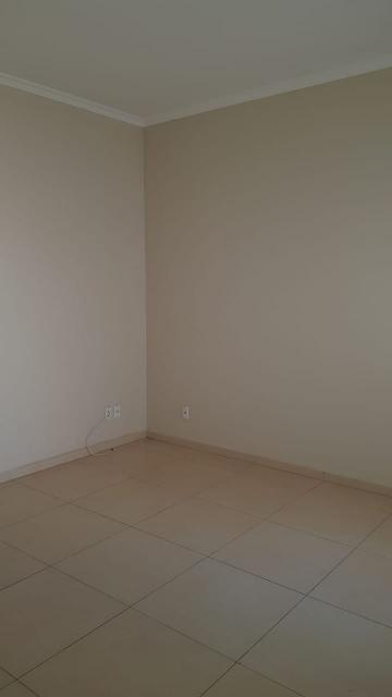 Alugar Casa / Padrão em Ribeirão Preto R$ 1.300,00 - Foto 15