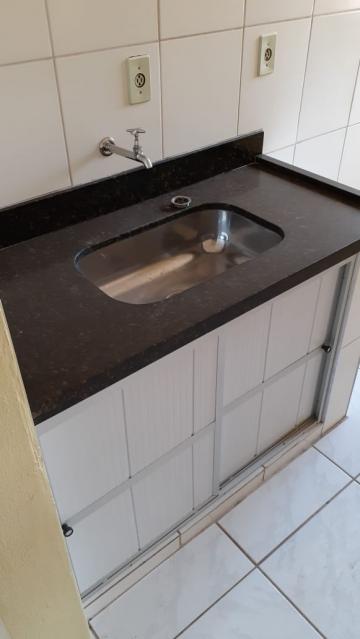 Alugar Apartamento / Padrão em Ribeirão Preto R$ 520,00 - Foto 7