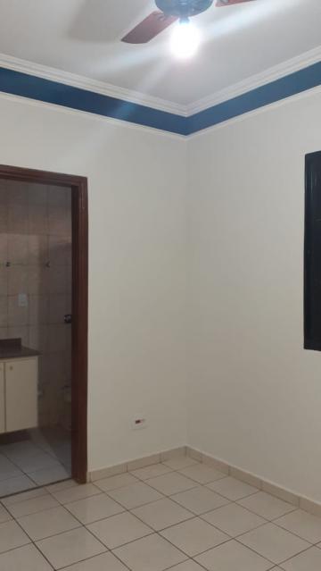 Alugar Apartamento / Padrão sem Condomínio em Ribeirão Preto R$ 700,00 - Foto 4