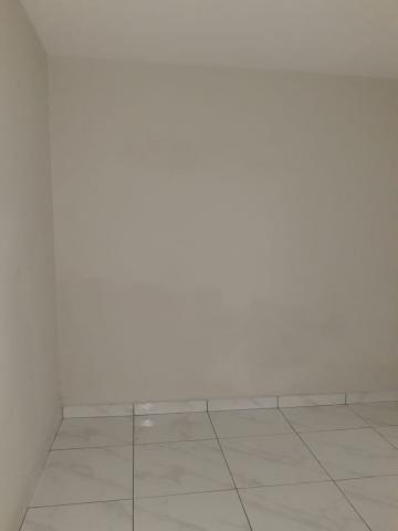 Alugar Casa / Padrão em Ribeirão Preto R$ 850,00 - Foto 16