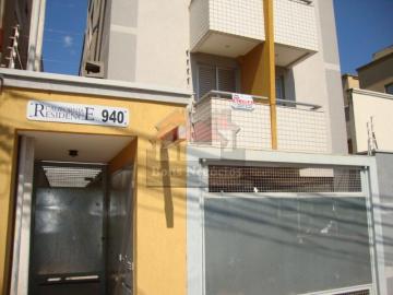 Alugar Apartamento / Padrão em Ribeirão Preto. apenas R$ 900,00