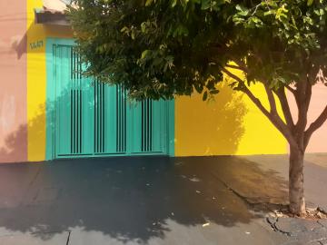 Alugar Casa / Padrão em Ribeirão Preto. apenas R$ 750,00