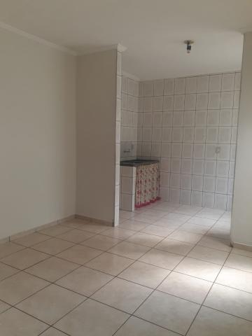 Alugar Casa / Padrão em Ribeirão Preto R$ 900,00 - Foto 4