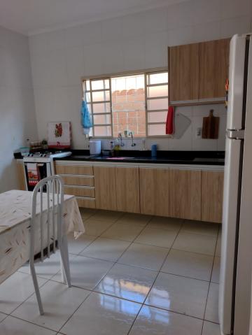 Comprar Casa / Padrão em Jardinópolis R$ 215.000,00 - Foto 5