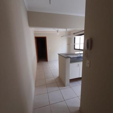 Alugar Apartamento / Padrão em Ribeirão Preto R$ 900,00 - Foto 8