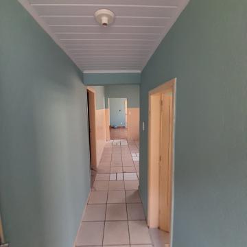 Alugar Casa / Padrão em Ribeirão Preto R$ 800,00 - Foto 12