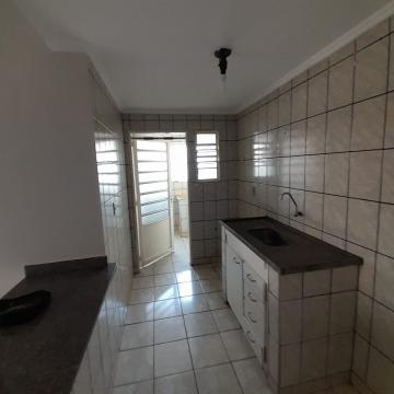 Alugar Apartamento / Padrão em Ribeirão Preto R$ 750,00 - Foto 6