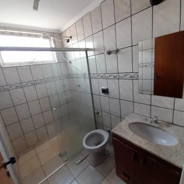 Alugar Apartamento / Padrão em Ribeirão Preto R$ 750,00 - Foto 8