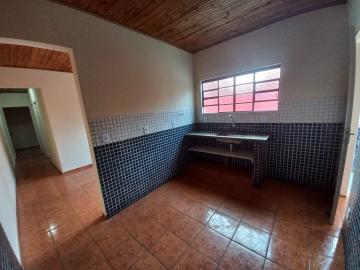 Alugar Casa / Padrão em Ribeirão Preto R$ 1.100,00 - Foto 7