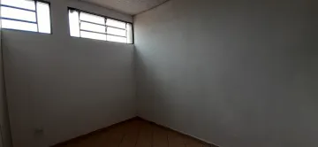 Alugar Comercial / Galpão em Ribeirão Preto R$ 4.000,00 - Foto 2