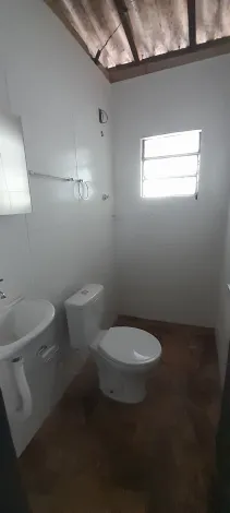 Alugar Casa / Padrão em Ribeirão Preto R$ 600,00 - Foto 7