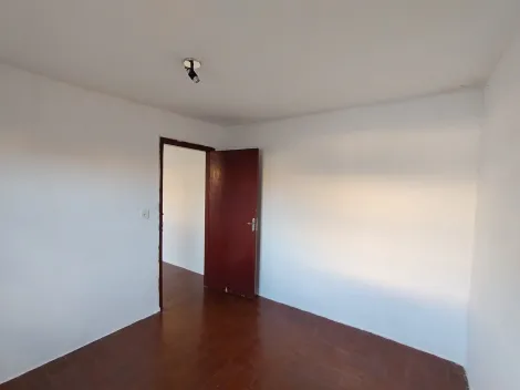 Alugar Casa / Padrão em Ribeirão Preto R$ 600,00 - Foto 7