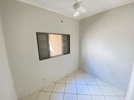 Alugar Casa / Padrão em Ribeirão Preto R$ 1.500,00 - Foto 8