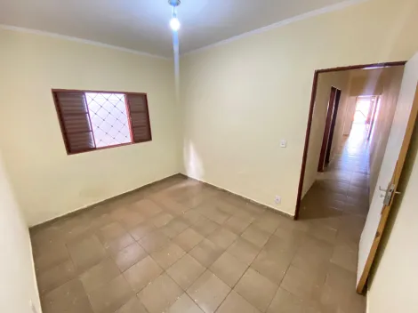 Alugar Casa / Padrão em Ribeirão Preto R$ 1.100,00 - Foto 8